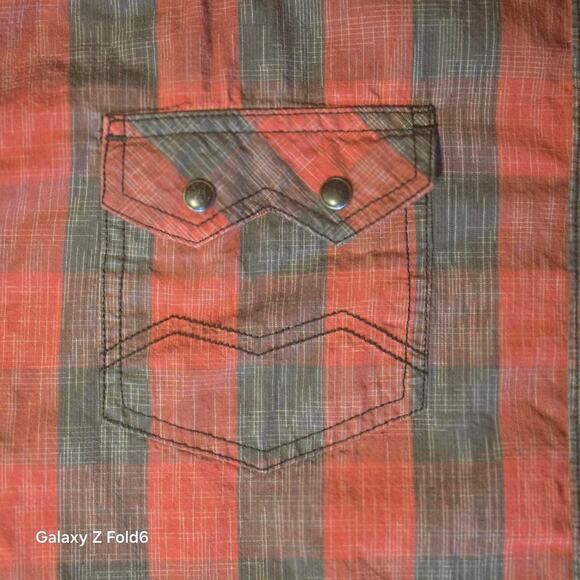 Moon shine red and black button down long sleeve size large - Picture 7 of 8